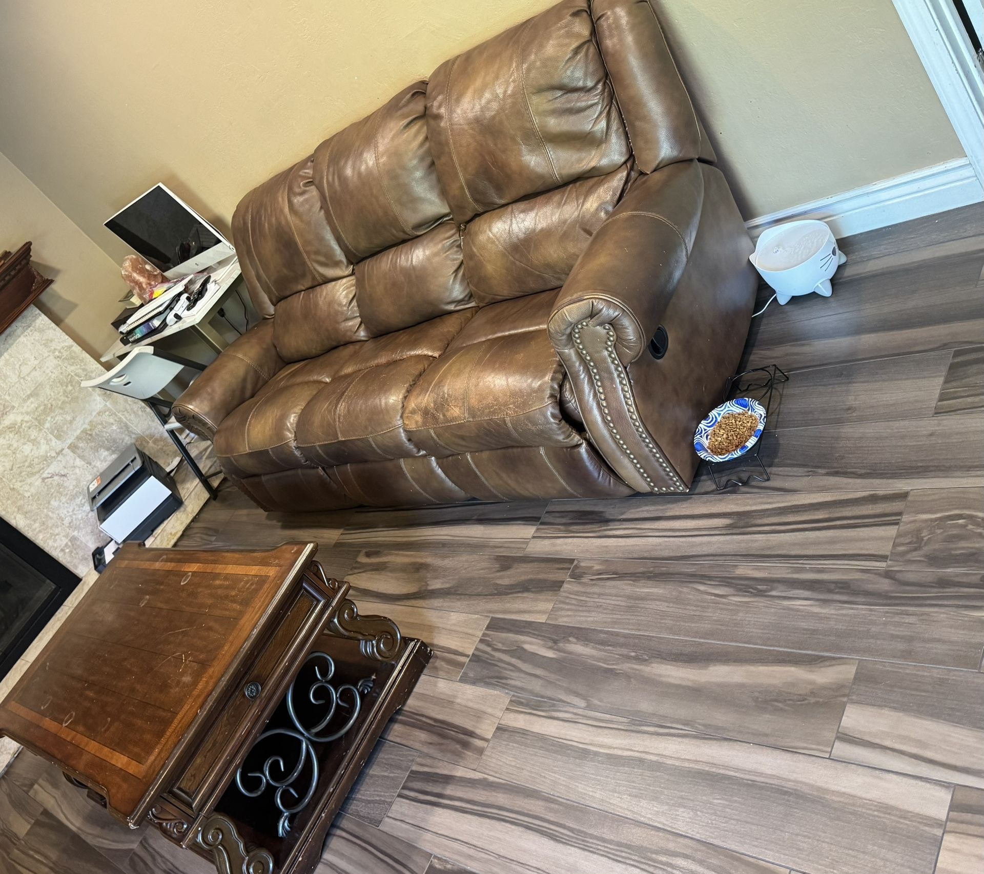 Leather Sofa And Love Seat Ashley 
