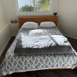 Beautiful Real Wood Italian Queen Bed With Mattress 
