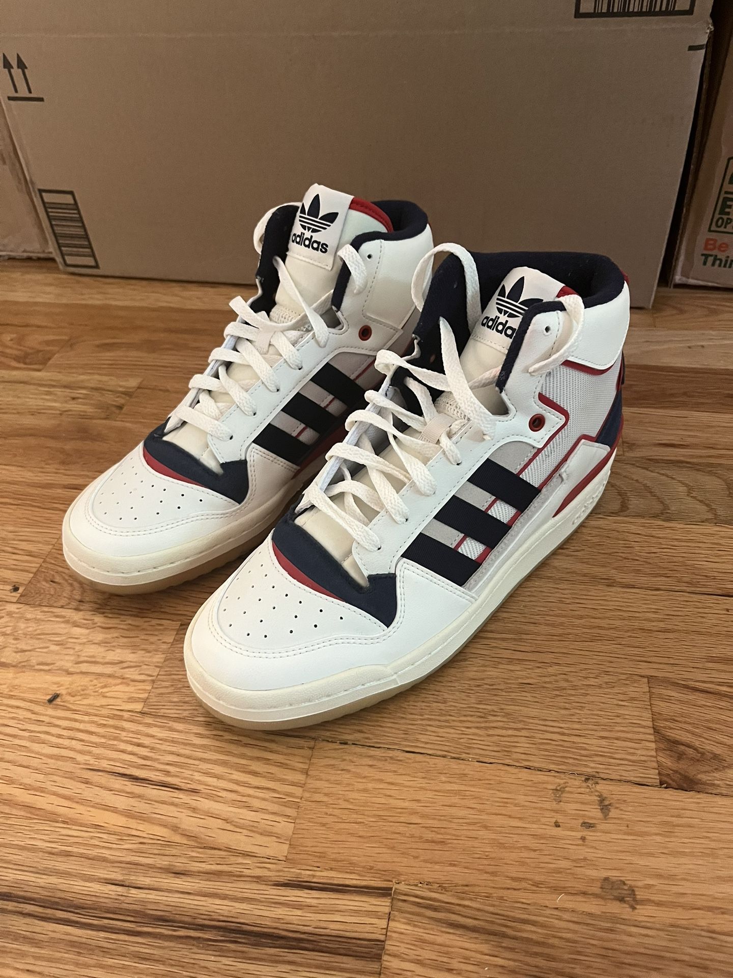 Adidas High Retro Sneakers Sz. 9.5