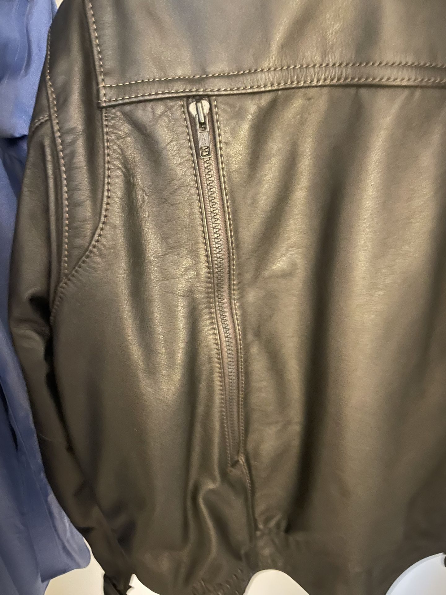 Leather Lined Motorcycle Men’s Large Jacket for Sale in Yardley, PA ...