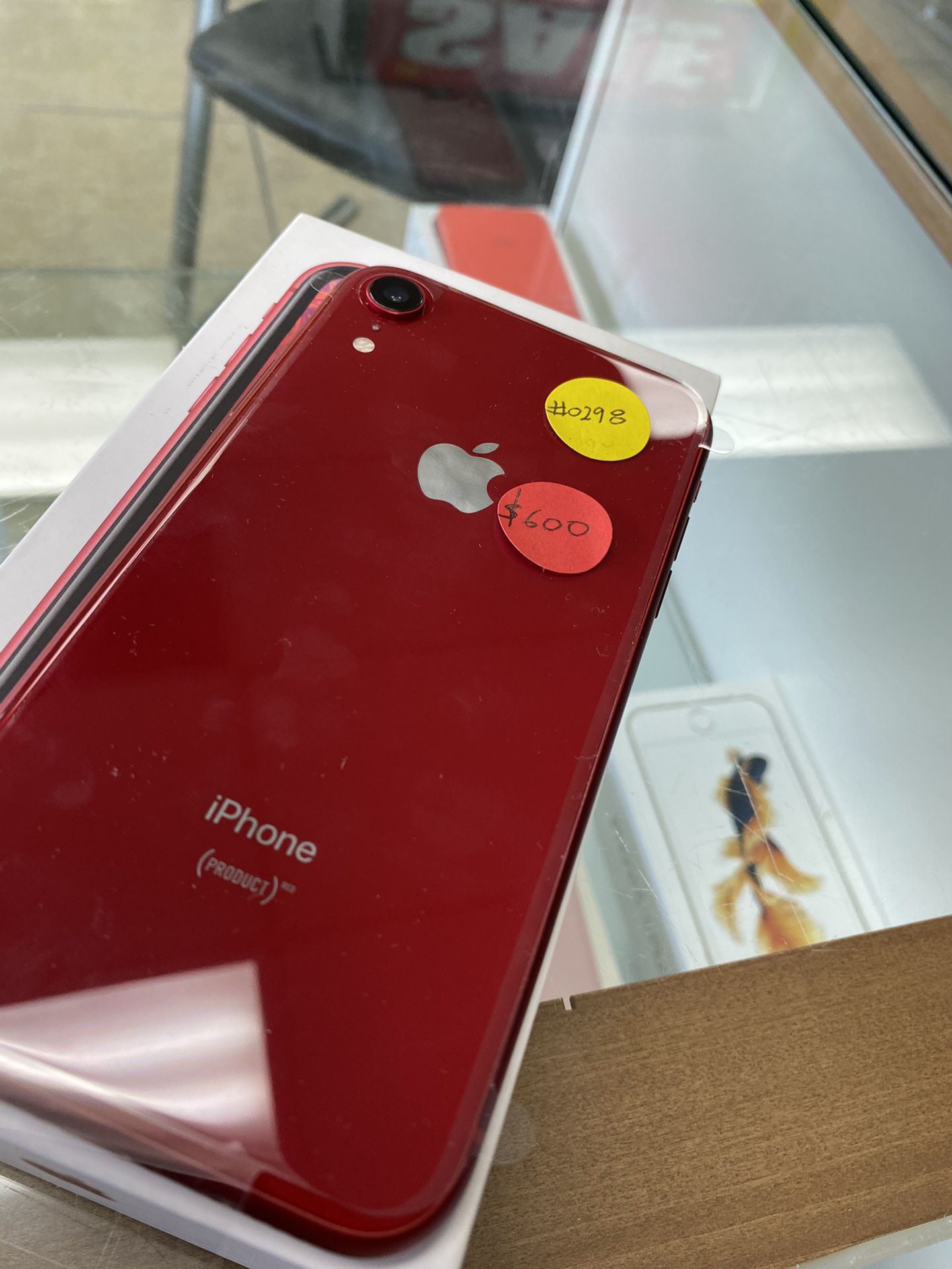 iPhone XR red edition Tmobile / metro pcs / simple mobile $480 firm