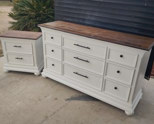 Dresser Set