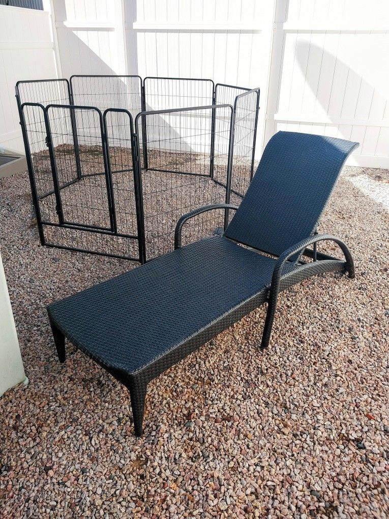 Outdoor Patio / Pool Lounge Chair