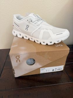 Woman’s shoes