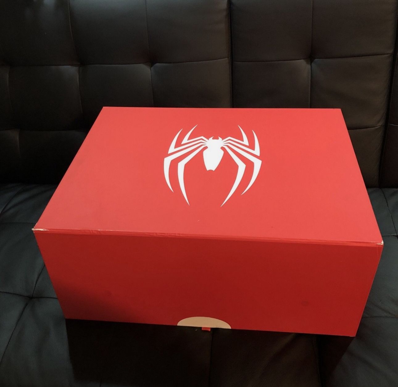 Grail Rare Comics Marvel Spiderman PS4 PlayStation Pro Limited Edition Bundle 5