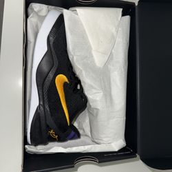 Kobe 8 Protro Size 5.5
