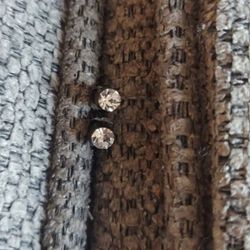 Clear Rhinestone Stud Earrings