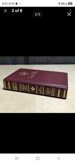 La Santa Biblia Edicion 1979 Estudios Biblicos Immitation Leather, $35 each, see 2nd pic