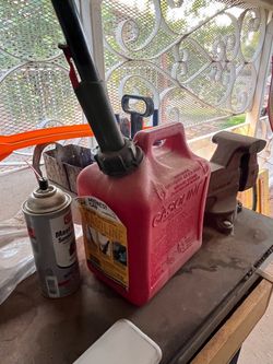Midwest Can 1 Gallon Gasoline Can