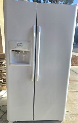 Frigidaire Refrigerator