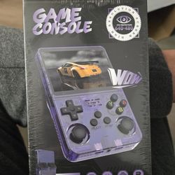 R36S handheld retro game console