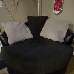 Ashley Furniture Oversized Swivel Accent Chair