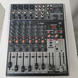 Behringer MIXER Xenix X1204 USB