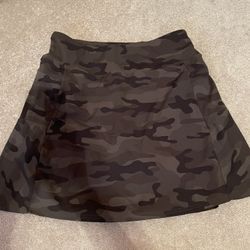 Camo Skort. Xl. EUC