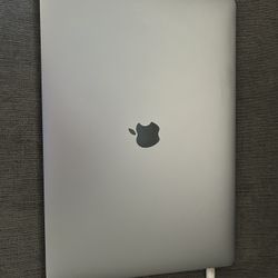 💻 MacBook Pro (15-inch, 2018) – 32GB RAM / 1TB SSD / Intel Core i7