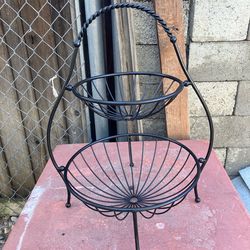 Metal 2 - tier basket