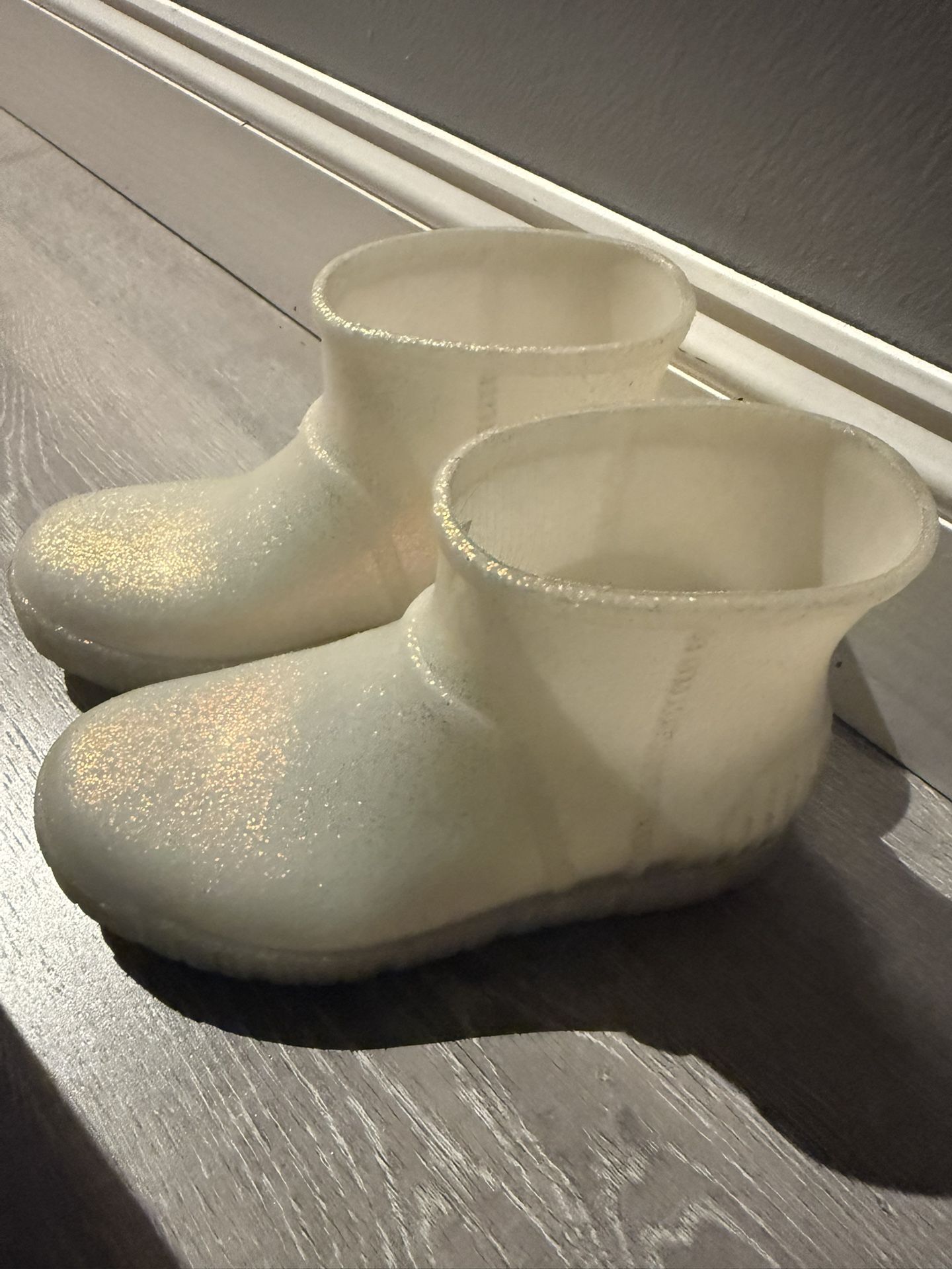 Girls Uggs Rain Boots 40