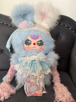 Baby Three-Mist Hunt Backpack 600% Series Blind Boxes Plush blue bunny