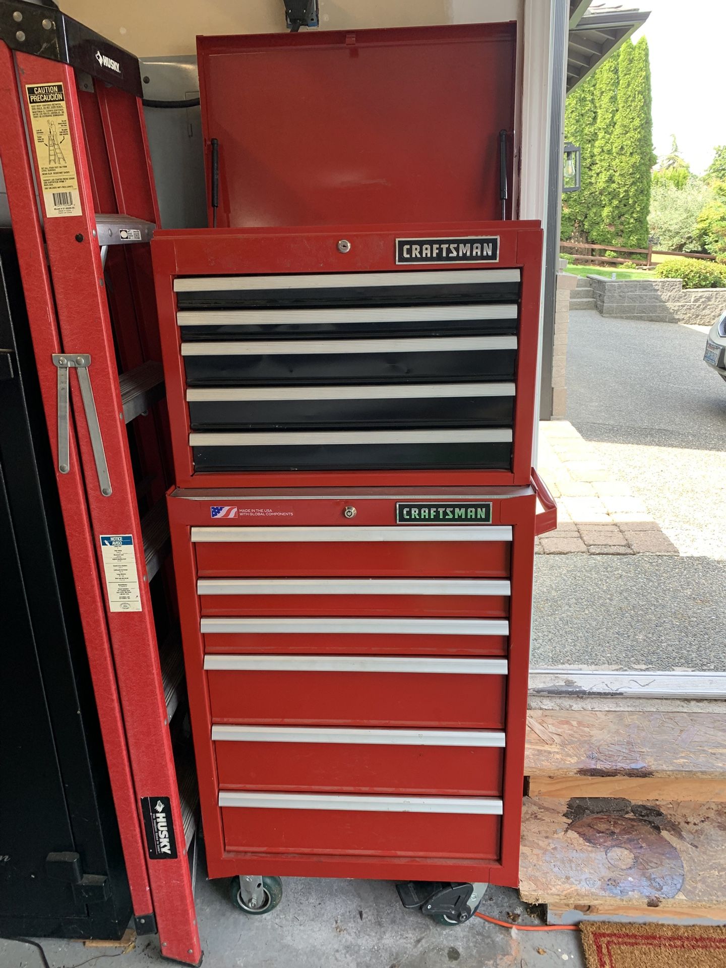 Craftsman Roll-away Toolbox