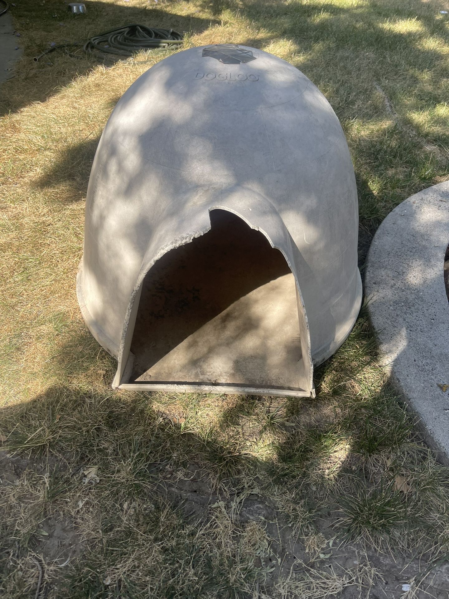 xl Dog House 90-150 Lbz