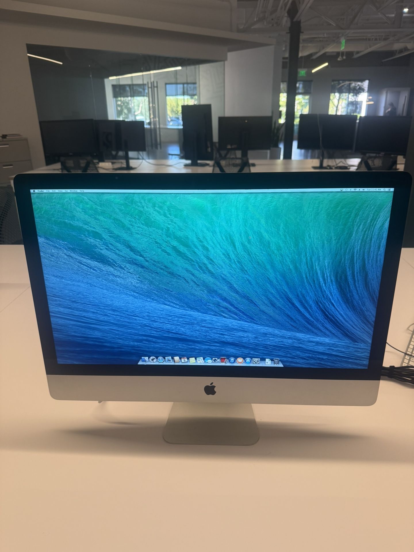 27” Apple iMac (2013) - i5 / 24 GB RAM / 1 TB HDD - Excellent Condition