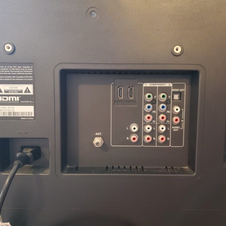 Dynex LCD TV, Model: DX 321 10A,32 Inches