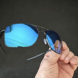 New Oakleys  Box, Pouch Cloth All Included