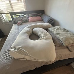 Pregnancy Pillow