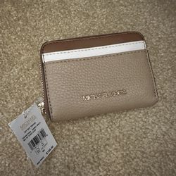 Brand New Mk Wallet For Women 