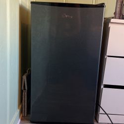 Midea Single Door Compact Refrigerator, 3.3 cu ft, Stainless Steel
