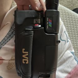 Compact JVC 18x Hyper Zoom Quick Response Af Black 1997