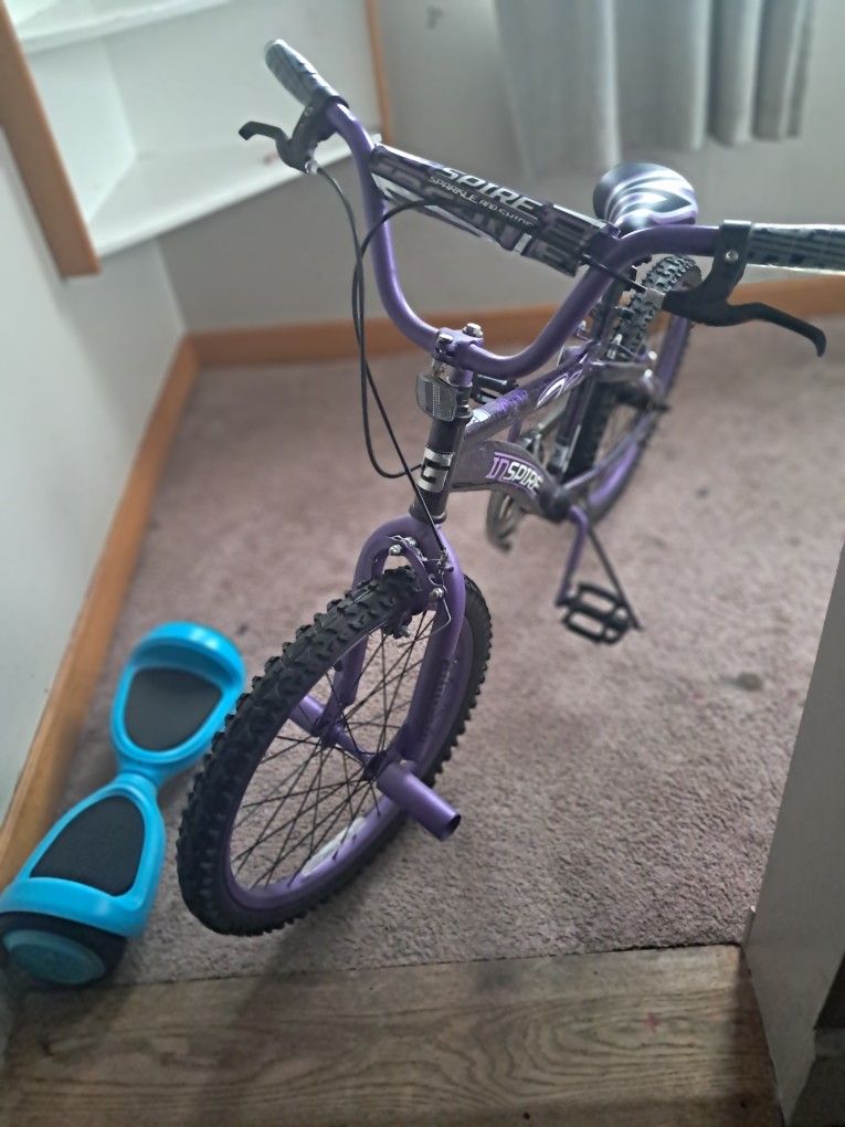 1 BOY BIKE AND 1 GIRL BIKE