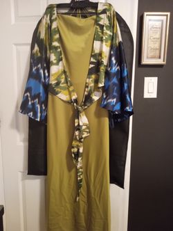 Beautiful long dress..2 piece..