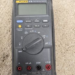 Fluke 87 III Multimeter
