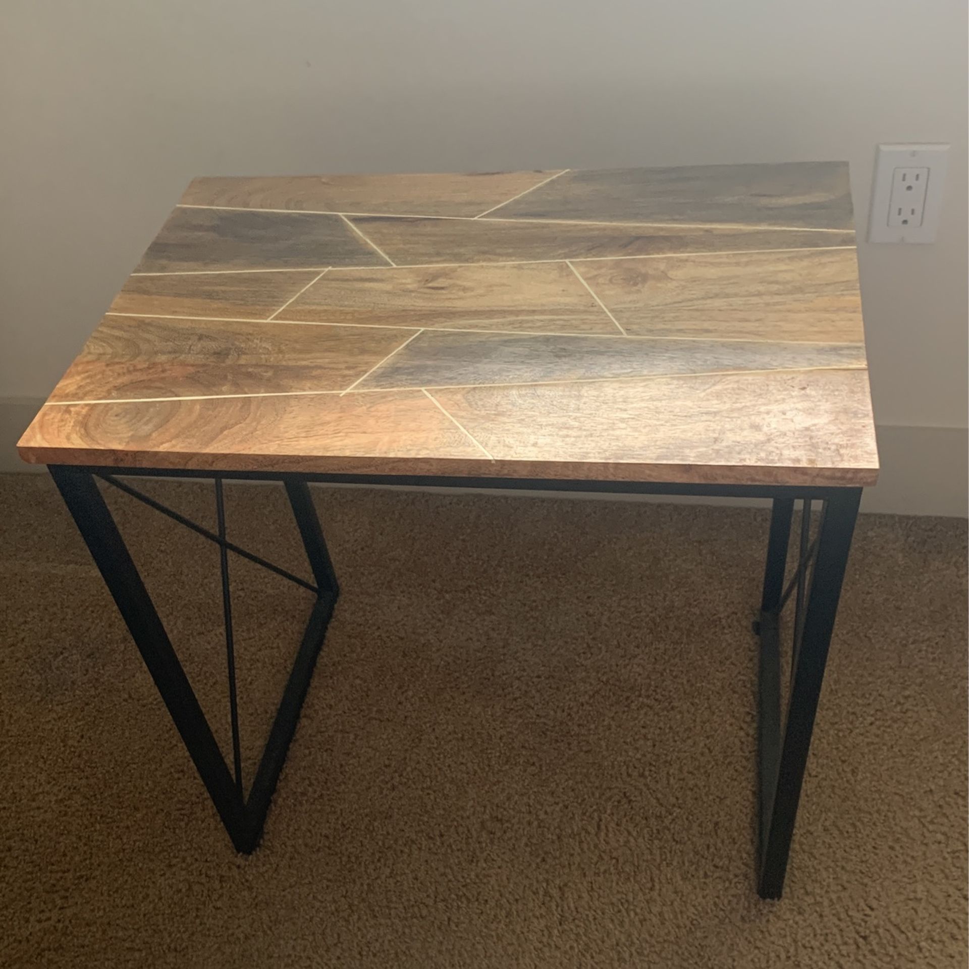 End tables 2 matching Homegoods for Sale in Hillsboro Beach, FL