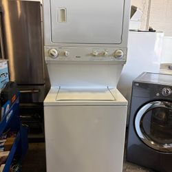 STACKABLE KENMORE USED LIKE NEW 90 DAYS WARRANTY 