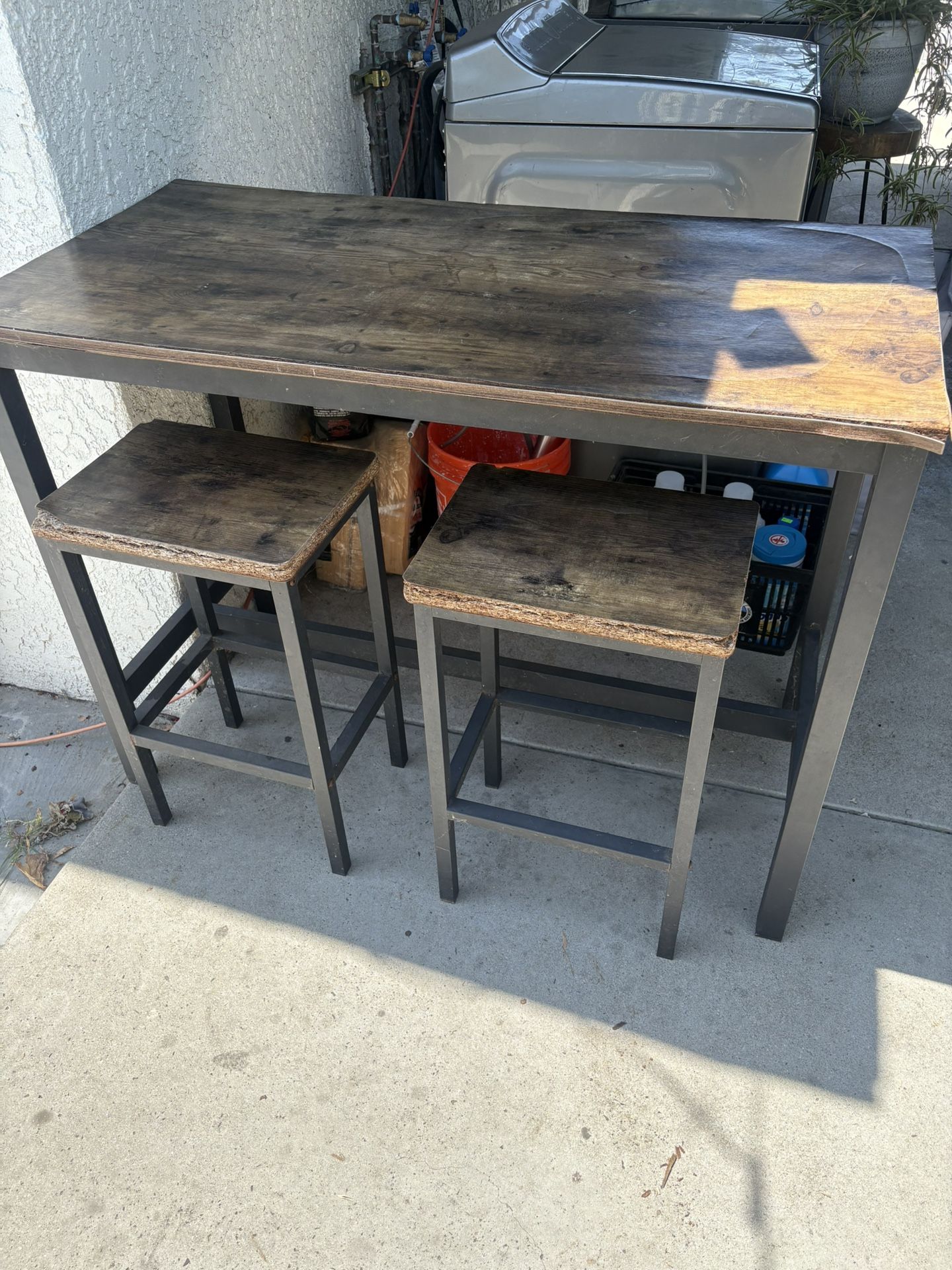 Bar Height Table With Stools