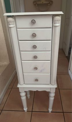 Beautiful white tall dresser/jewelry box with drawers