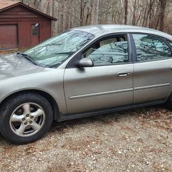 LOW MiLaGe!!! '04 Ford Taurus SES 