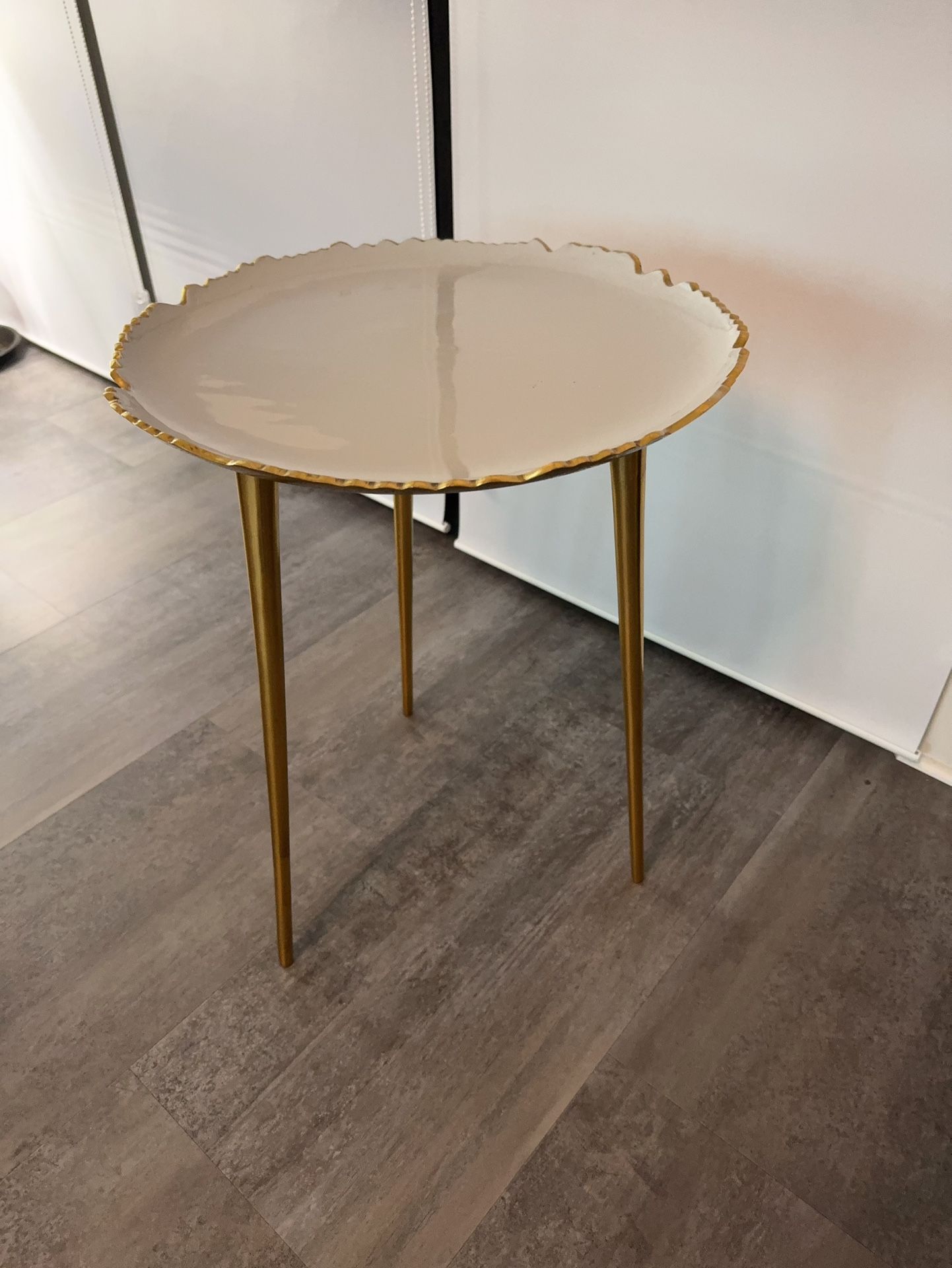 Glam Gold & White Scalloped Accent Table / Side Table - Orig. $159!