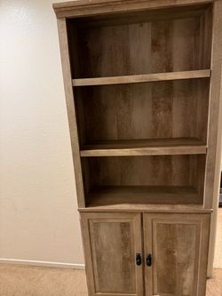 Storage/ cabinet hutch