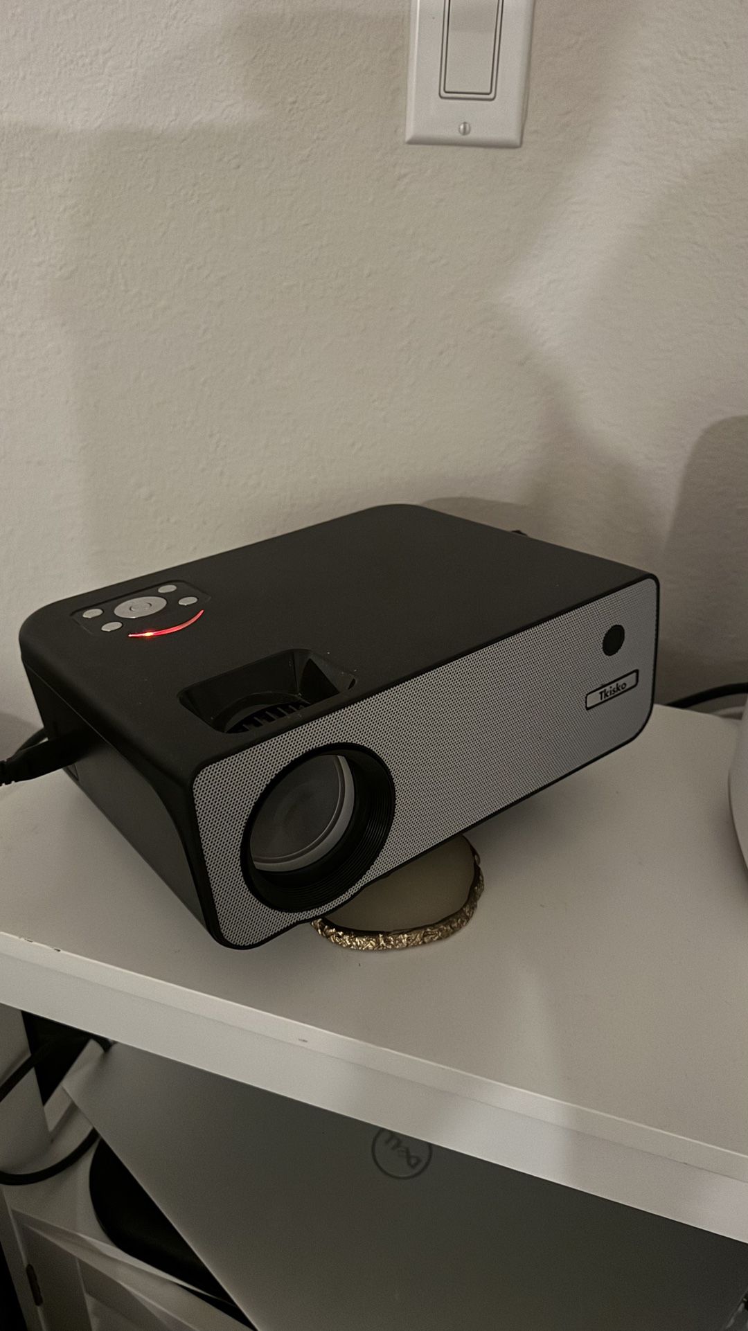 High Quality Wall Projector