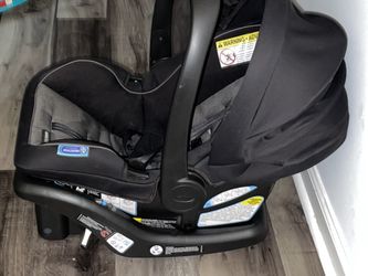 Graco rearward facing car seat 