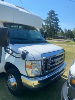 2016 Ford E-350