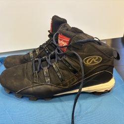 Boys/Teen Baseball Cleats - Size 8