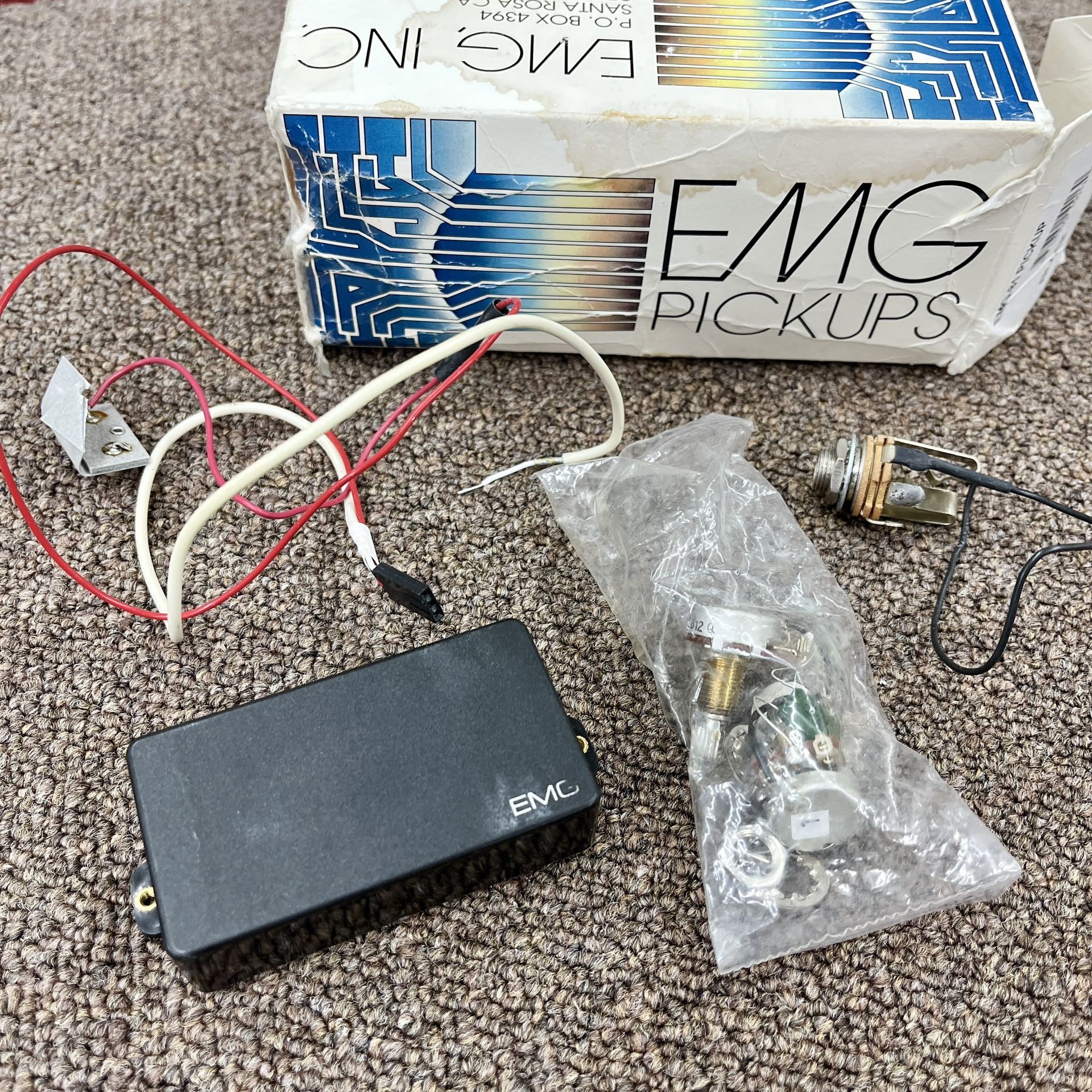 EMG-81 Humbucker Active Guitar Pickup + Parts