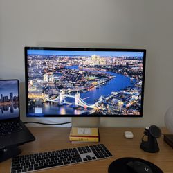 Apple Studio Display