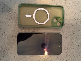 Unlocked Black Apple iPhone 15 – 128GB – Excellent Condition