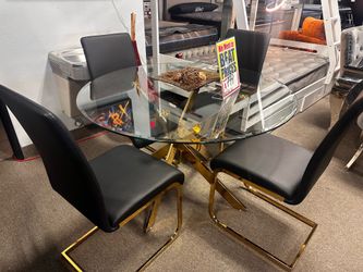 Beautiful dining table set! $799 🖤🔥