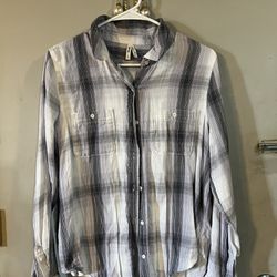 #335 Mudd Lavender Striped Long Sleeve button up shirt Large